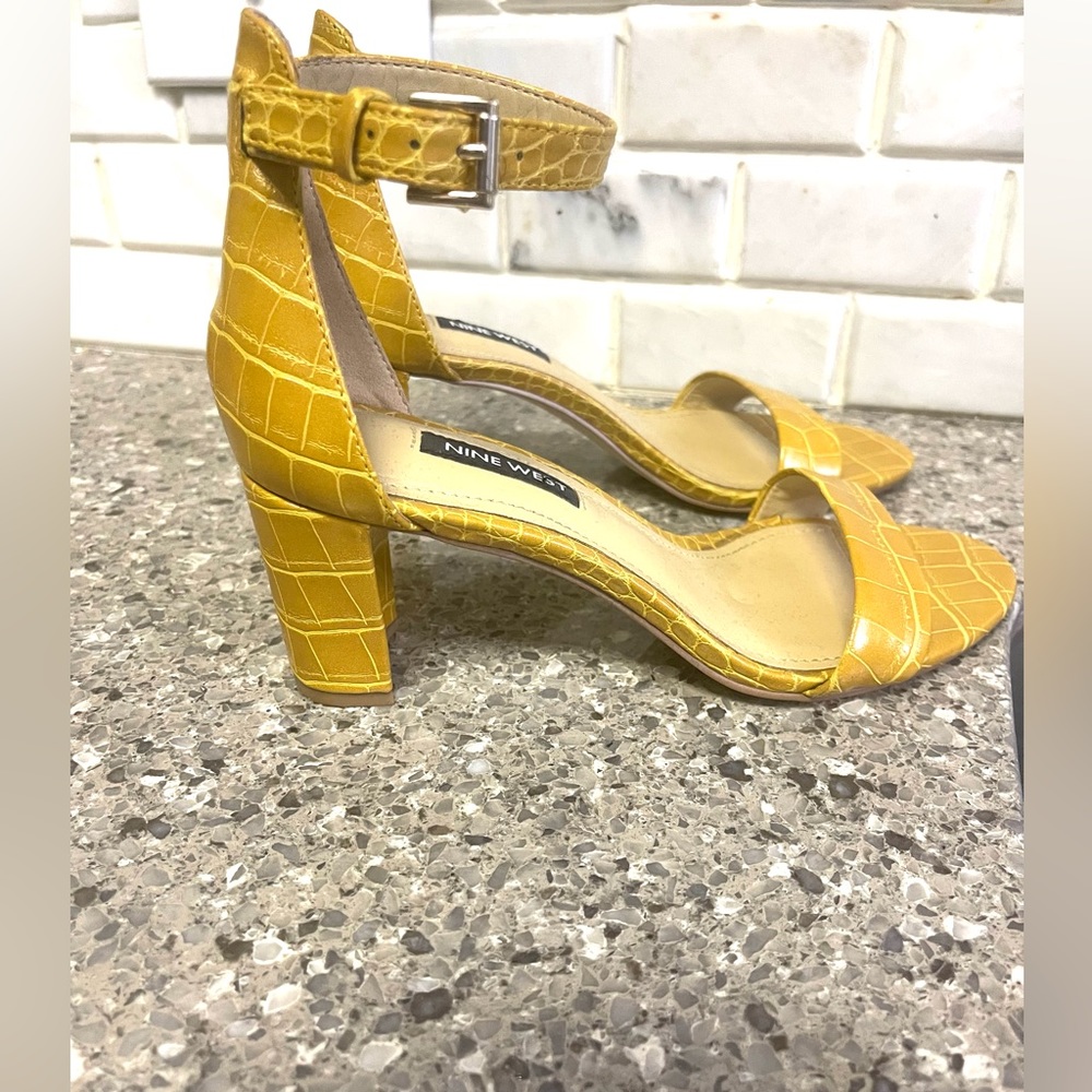 Cute, Ankle Strap Sandals